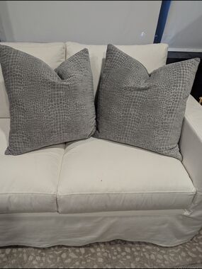 Gray Croc-Embossed Decorative Throw Pillow Pair - Unbranded